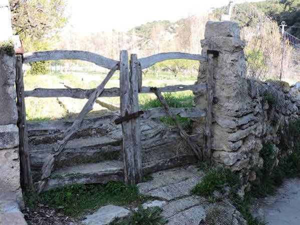 Font Del Roser Chiva de Morella Exterior photo
